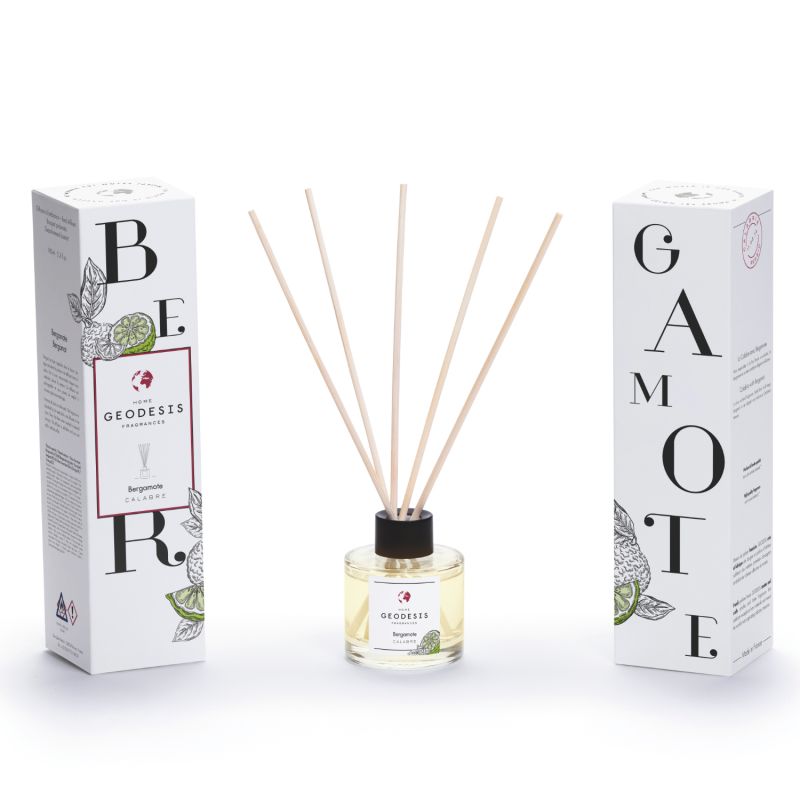 Geodesis Bergamot Reed Diffuser 100 ml — complete diffuser with front and back views of its carton