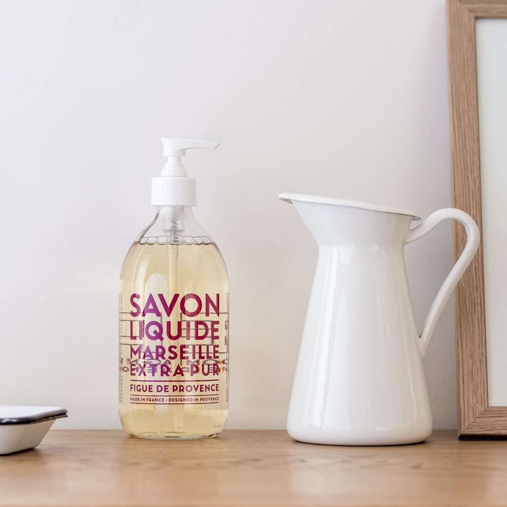 Compagnie de Provence Fig of Provence Liquid Soap 495 ml in a supplier-styled setting