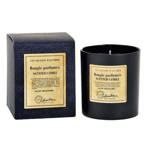 Lothantique Les Secrets d’Antoine candle, 140 g, in a styled interior